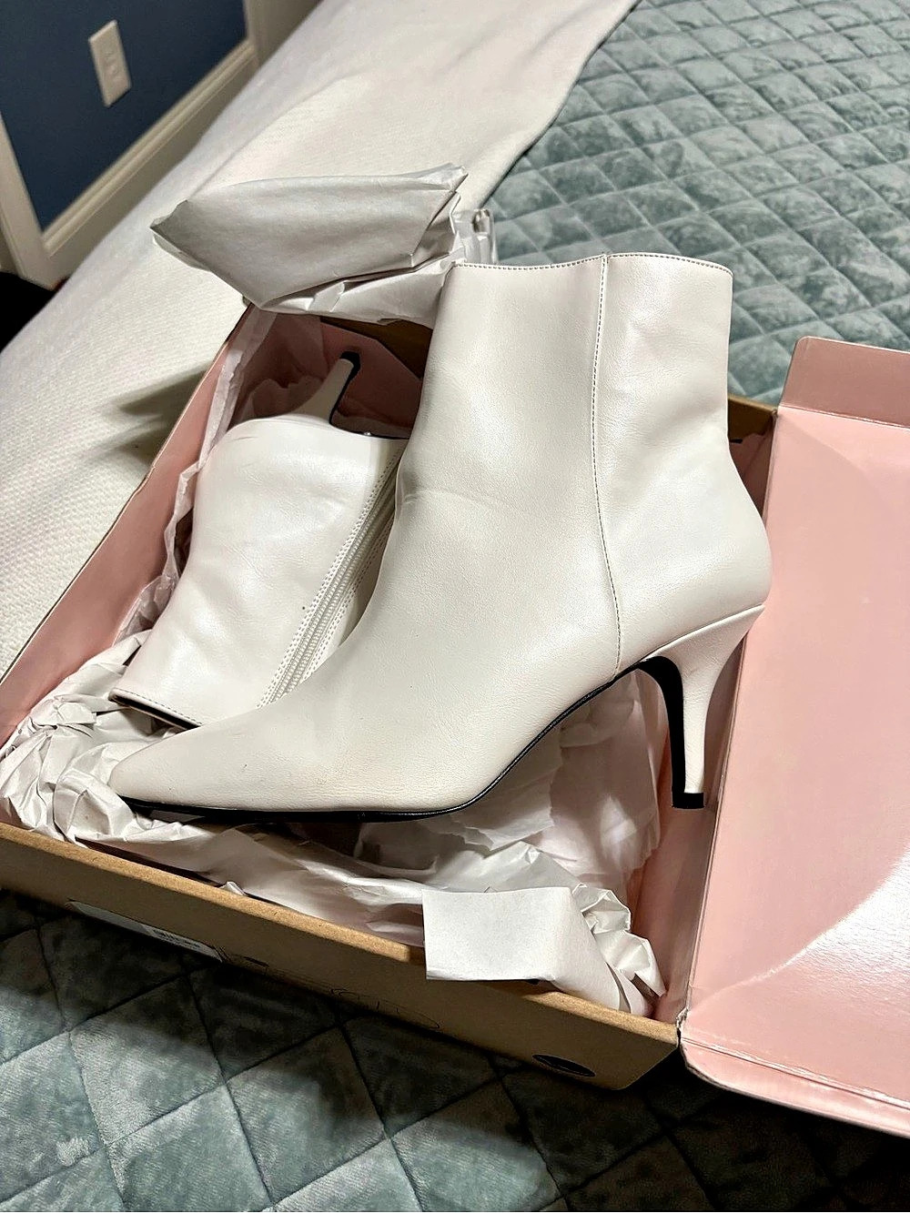 Charlotte Russe Ellie White Ankle Boot White Heeled Ankle Boots US 8